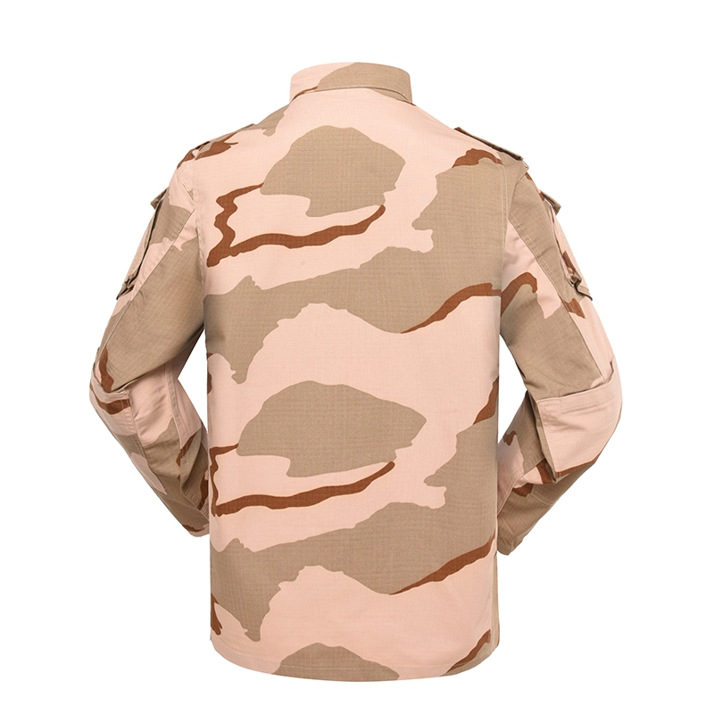 Uniforme militare mimetica del deserto a tre colori