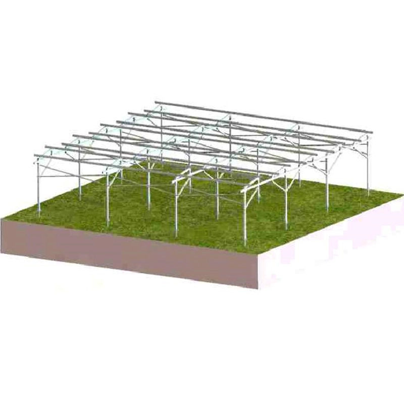 Sistema di montaggio fotovoltaico a terra per l'agricoltura
