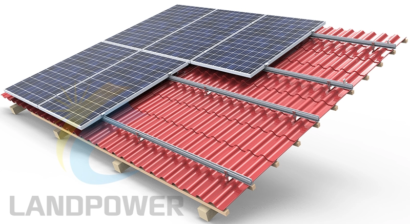 Sistemi di montaggio solare per tetti in tegole