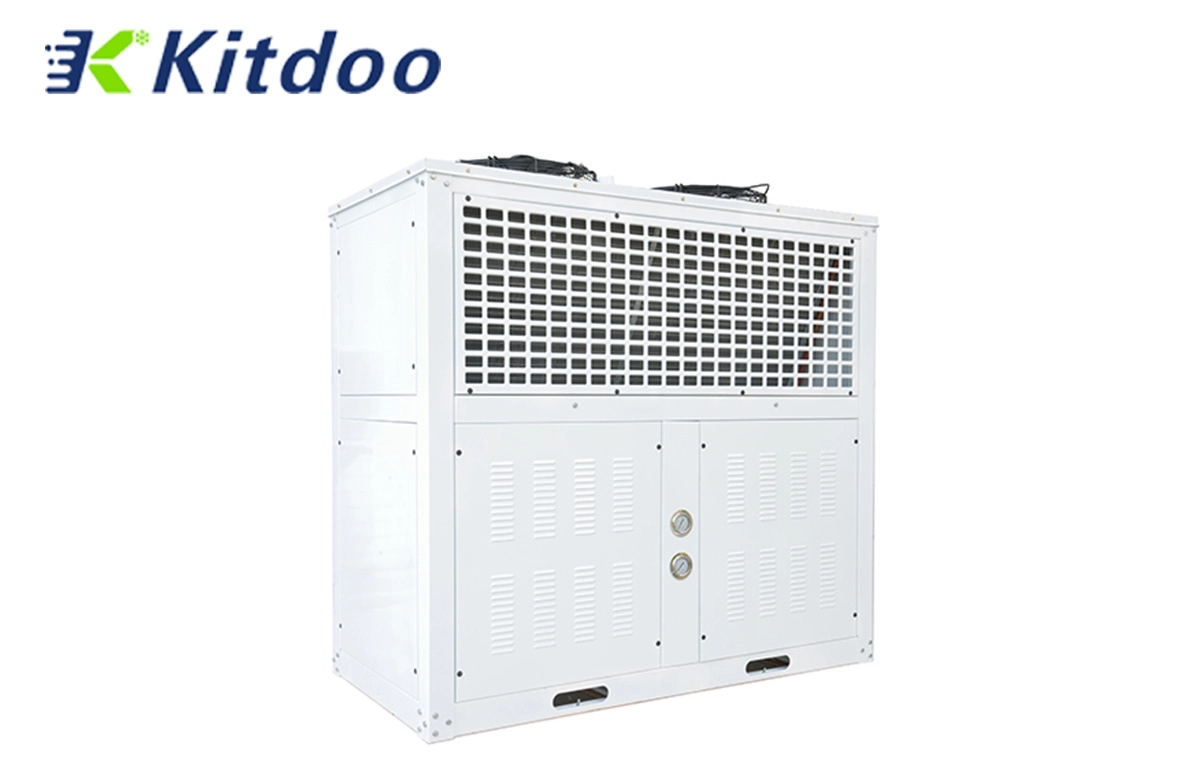 Batterie di condensatori ad aria per congelatore di tipo V commerciale in celle frigorifere