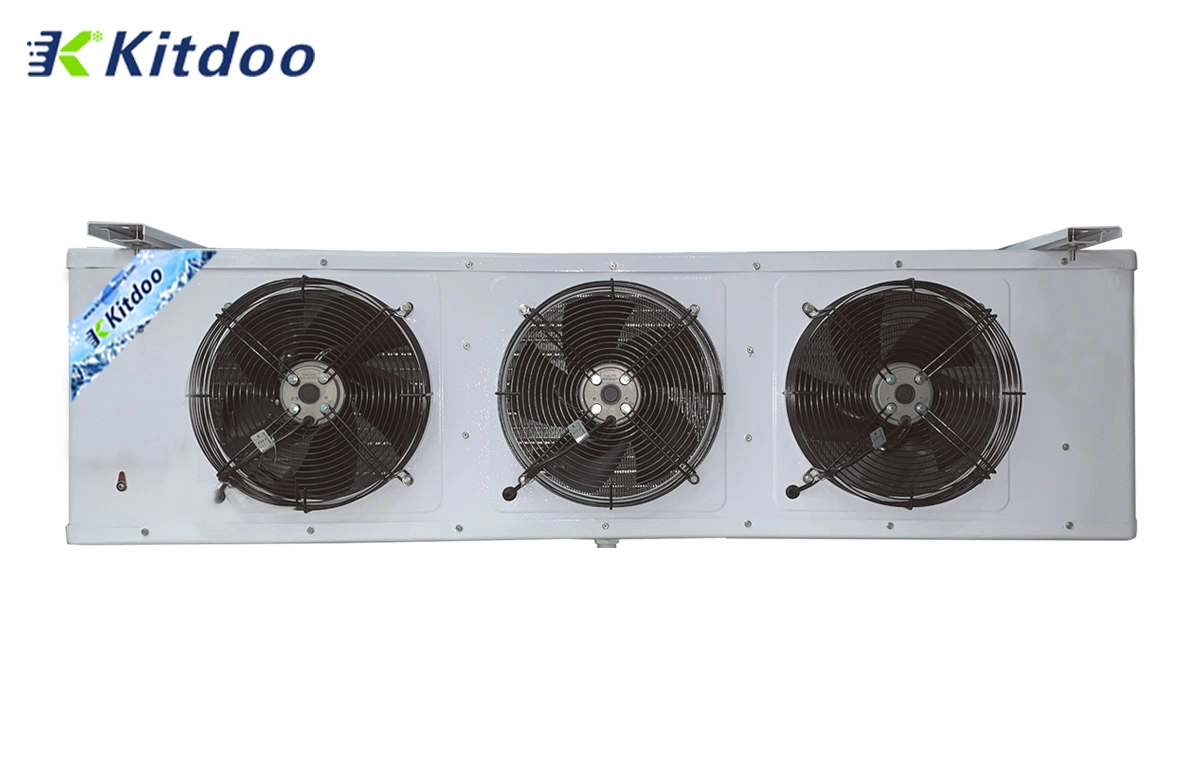 Evaporatore del dispositivo di raffreddamento dell'aria della conservazione a freddo del congelatore nella cella frigorifera