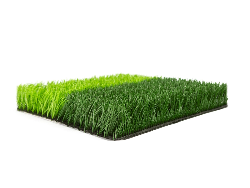Tappeto erboso artificiale verde di plastica dell'erba per gli sport di calcio