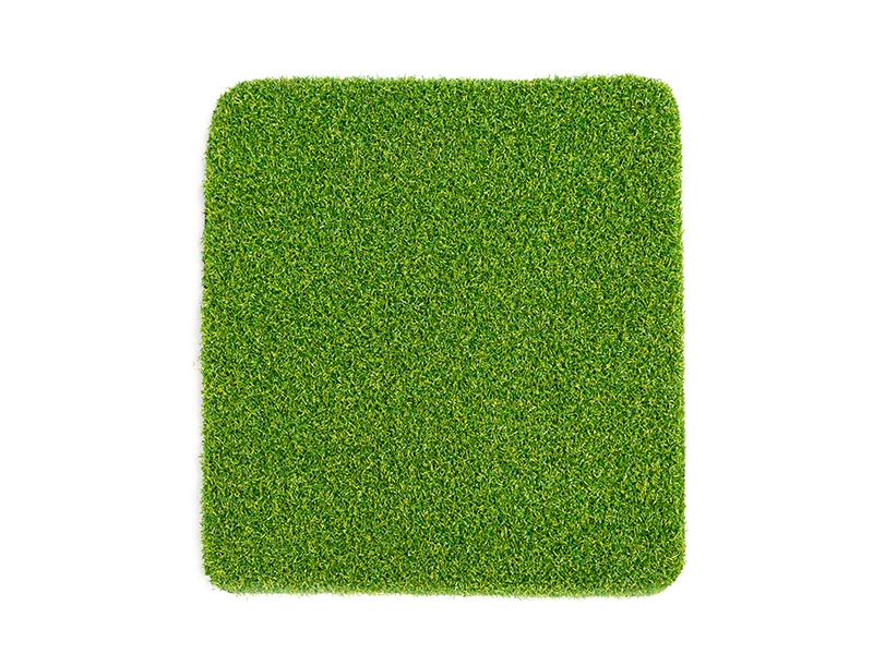 Tappeto erboso artificiale dell'erba verde di golf di vendita caldo o personalizzato