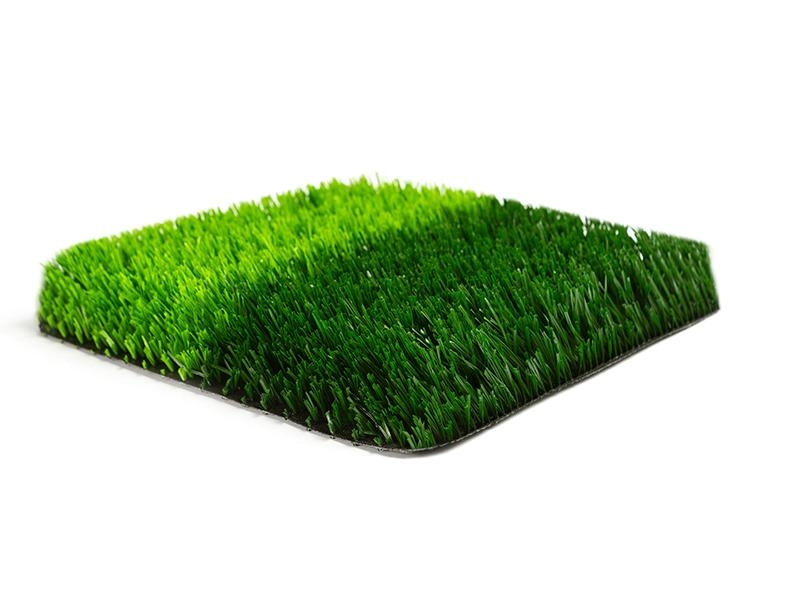 Nuovo prato artificiale in erba per campo da calcio