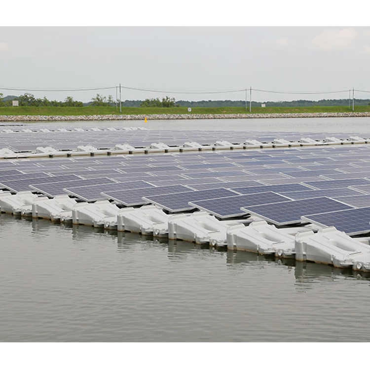 Sistema di montaggio fotovoltaico su struttura di montaggio solare galleggiante sull'acqua