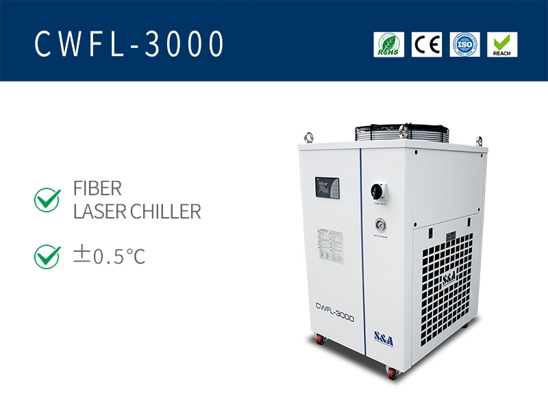 Refrigeratori d'acqua industriali ad alta potenza CWFL-3000 per laser fibra 3000W