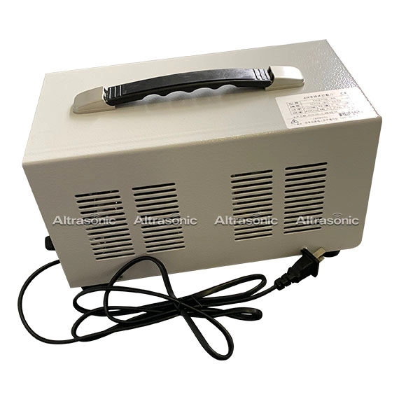 Generatore di ultrasuoni analogico 40Khz per taglio con lama di ricambio
