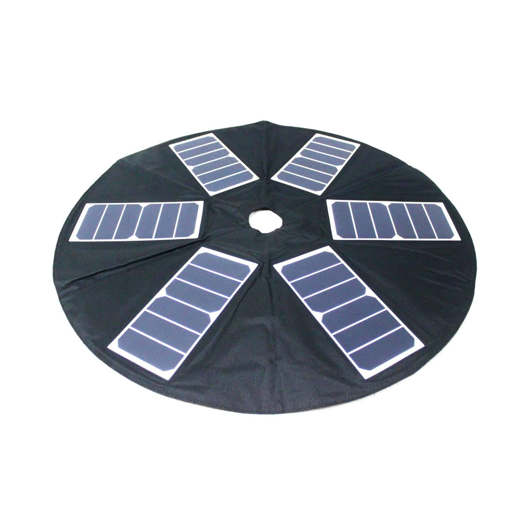 Caricatore solare portatile usato da spiaggia a forma di ombrellone