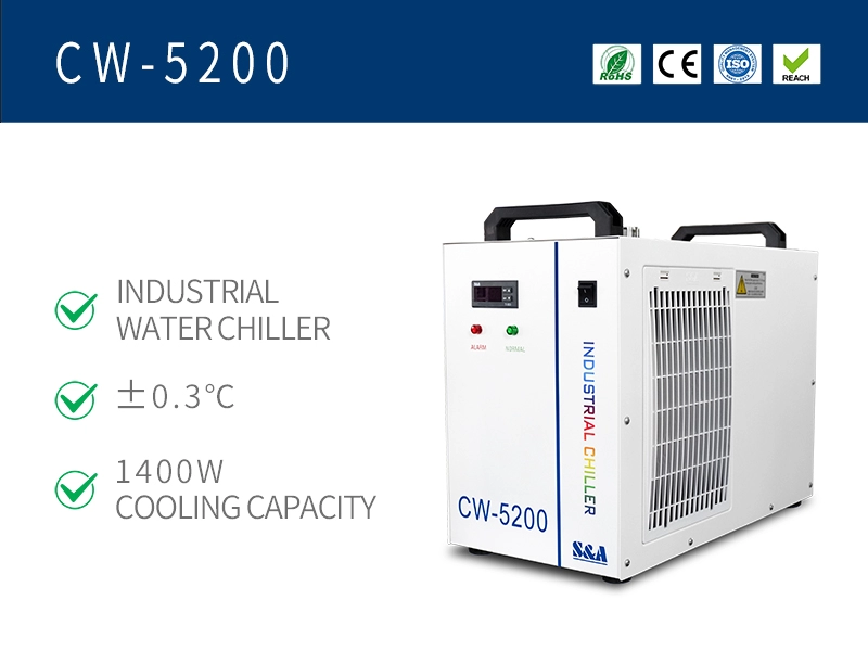 Refrigeratore d'acqua CW 5200 per il raffreddamento di una pompa turbomolecolare