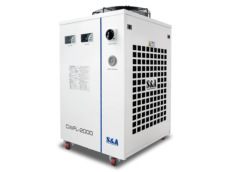 Refrigeratore industriale per macchine per il taglio dei metalli