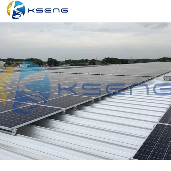 Sistema di staffa di montaggio solare senza rotaie per tetto in metallo