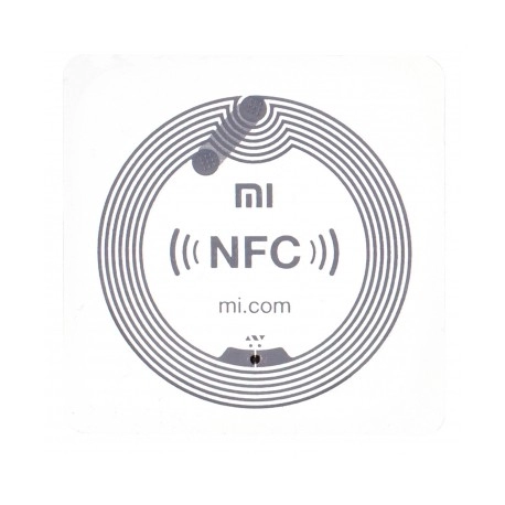 Adesivo di carta con etichetta NFC per telefono