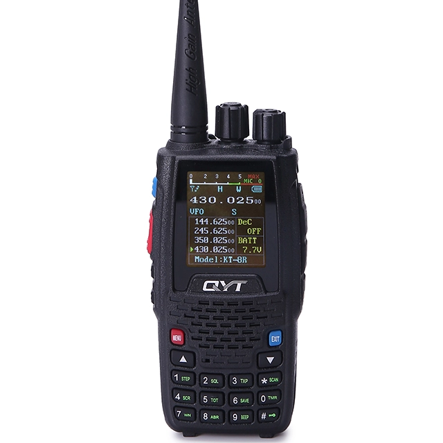 Radioamatori walkie talkie VHF UHF quad-band