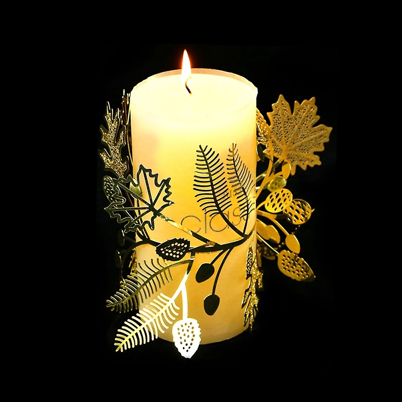 Ornamento in ottone inciso per la decorazione di candele