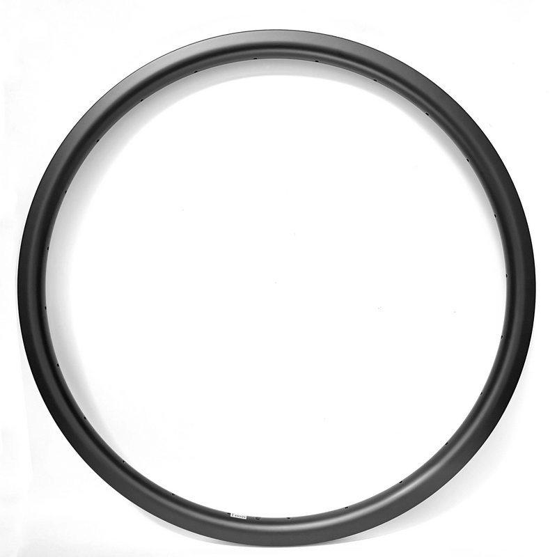 Cerchio a disco tubeless per bici da strada leggera 700c da 30 mm di profondità e 18 mm di larghezza