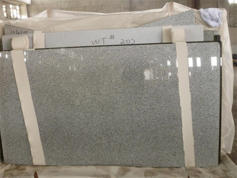 Lastra di granito grigio chiaro G603