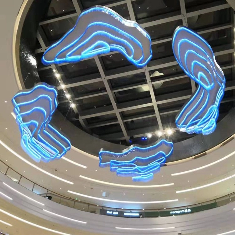 Decorazione nuvola appesa lucida per centro commerciale
