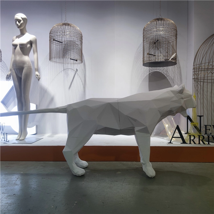 Statua della pantera in fibra di vetro dal design astratto all'ingrosso