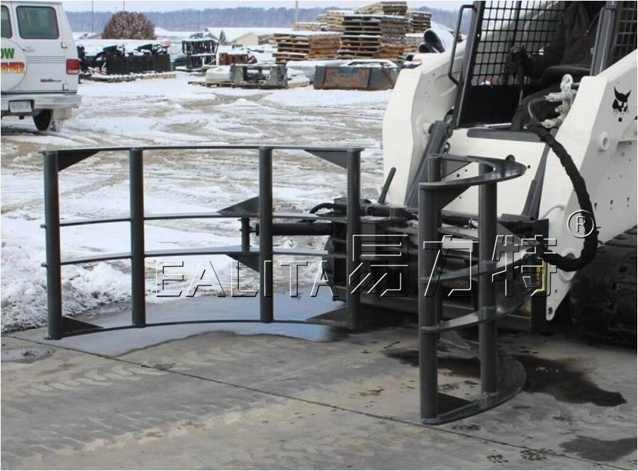 Skid Steer capacità 1300 kg per balle di fieno rotonde S-HBG760-2000