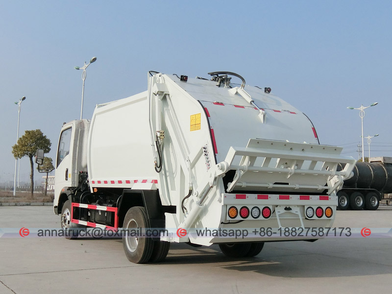 HOWO RHD 6cbm Compactor Garbage Truck - Right Back