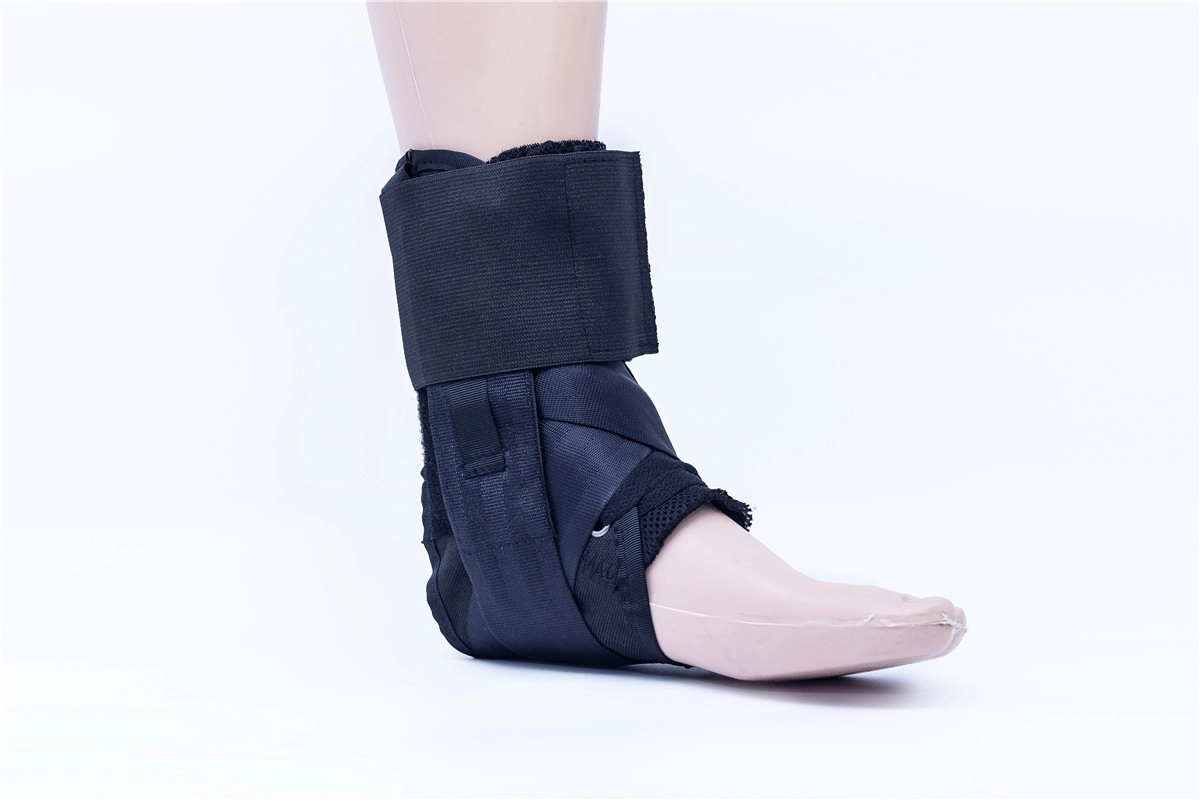 Bretelle allacciate alla caviglia con supporto del piede in plastica Soggiorni personalizzati dal produttore