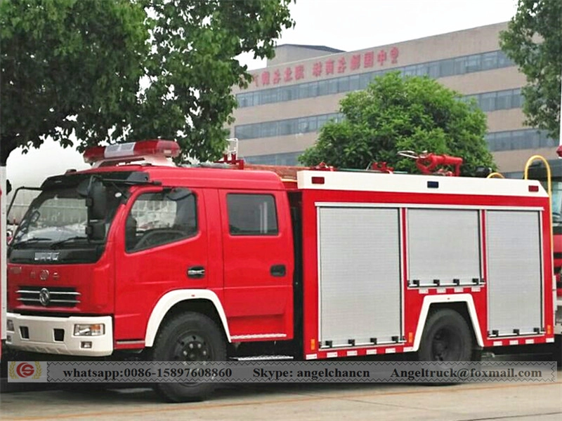 Mini camion dei pompieri del serbatoio dell'acqua 4 m3 Dongfeng