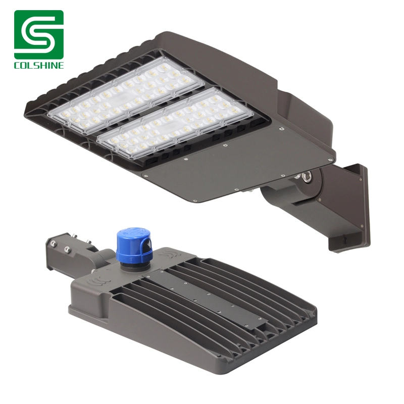 120-277V LED Parking Lot Shoebox Area Light con montaggio Slipfitter tipo 3 distribuzione 5000K