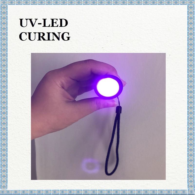 All'interno della Corea 3W UV LED UV365nm Torcia UV per il rilevamento di perdite di ispezione di fluorescenza