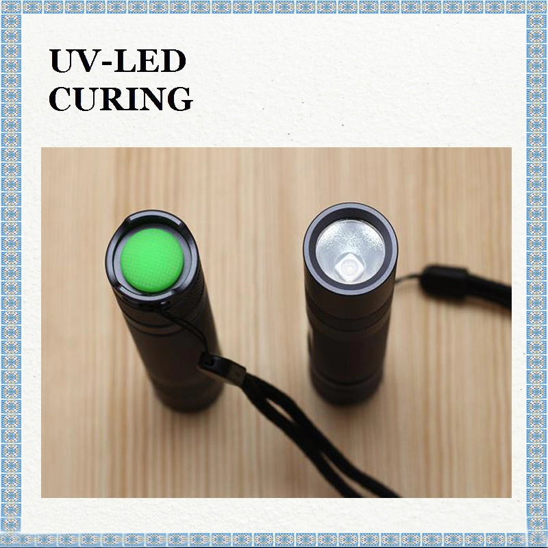 Torcia LED UV Torcia professionale con rilevamento della fluorescenza UV 365nm