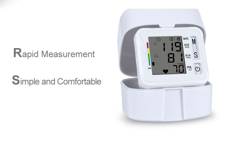 misuratore di pressione sanguigna da polso