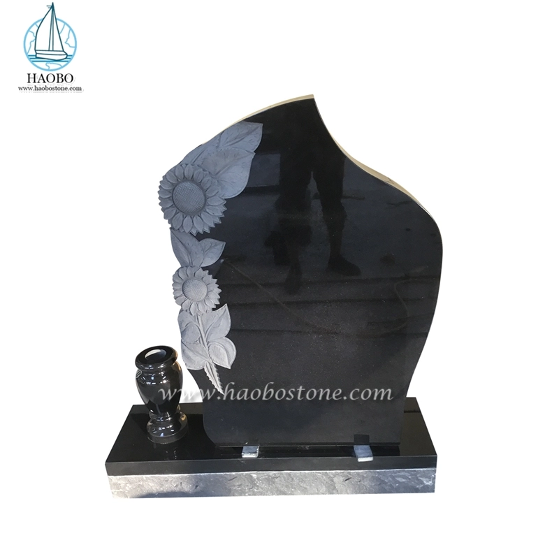 Monumento in granito nero Lapide per la cremazione Girasoli lapide scolpita