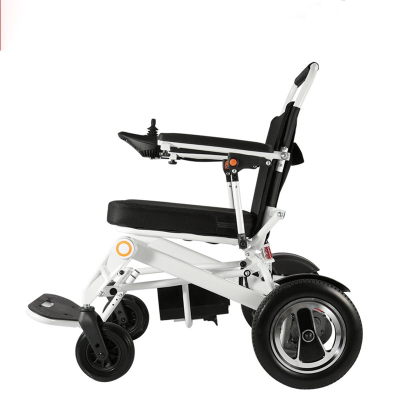 Sedia a rotelle elettrica pieghevole in fibra di carbonio motorizzata di lusso