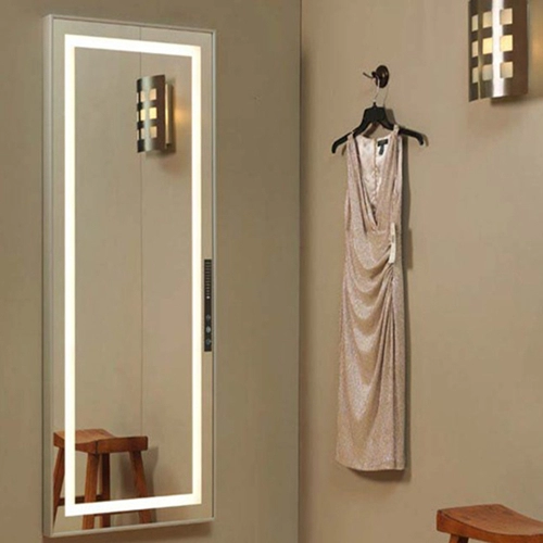 Specchio a parete a LED a tutta lunghezza