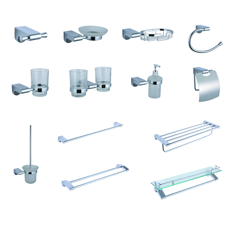 Set di accessori hardware per bagno moderno cromato con montaggio a parete