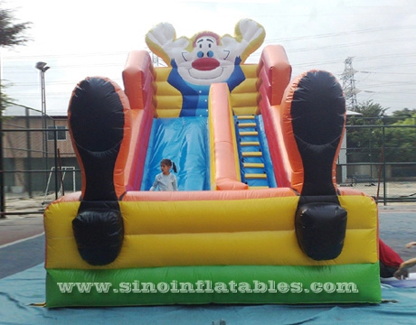 Scivolo gonfiabile da clown per bambini da cortile alto 6 metri conforme alla norma EN14960 di Sino Inflatables