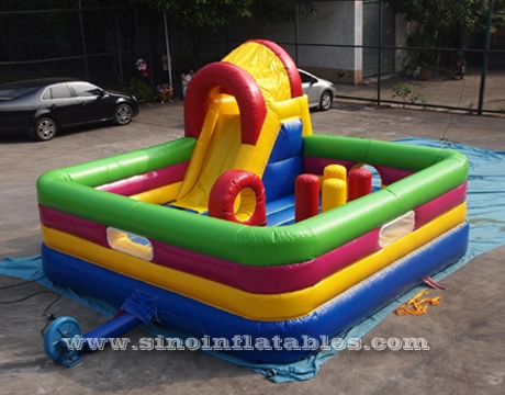 Gioco combinato gonfiabile per bambini nel cortile con scivolo di 18 OZ. telone in pvc