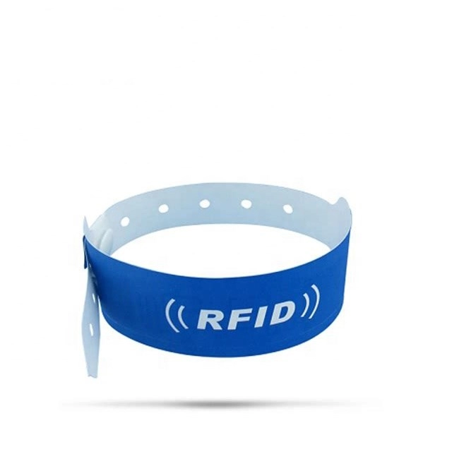 Braccialetto RFID monouso con stampa in tessuto di carta PP uhf H3 nfc per identificazione medica