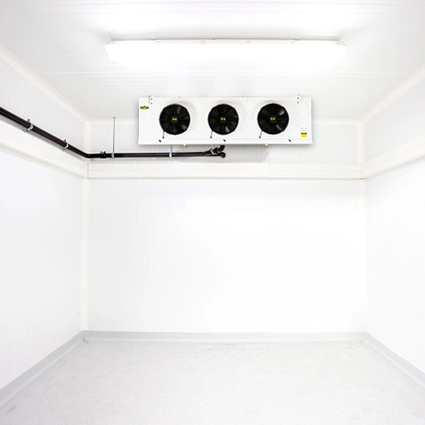 Evaporatore di conservazione frigorifera per lo sbrinamento dell'acqua a ricircolo efficiente