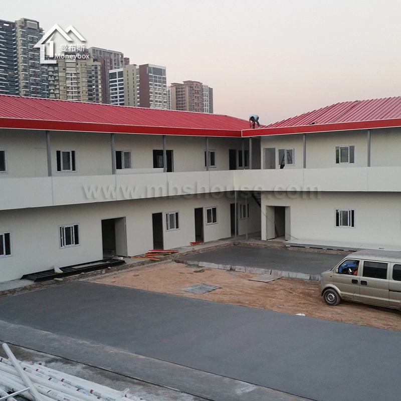 Casa prefabbricata modulare in stile T in fabbrica cinese in cantiere