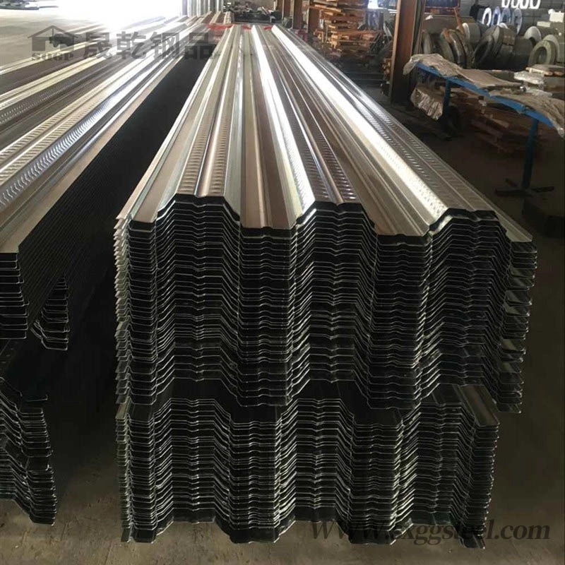 Lastra per pavimentazione in acciaio zincato ondulato tipo 750