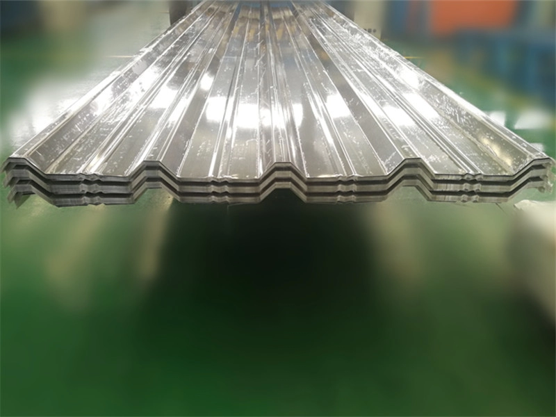 990 Lastre di copertura in acciaio ondulato con pannello per tetto prefabbricato