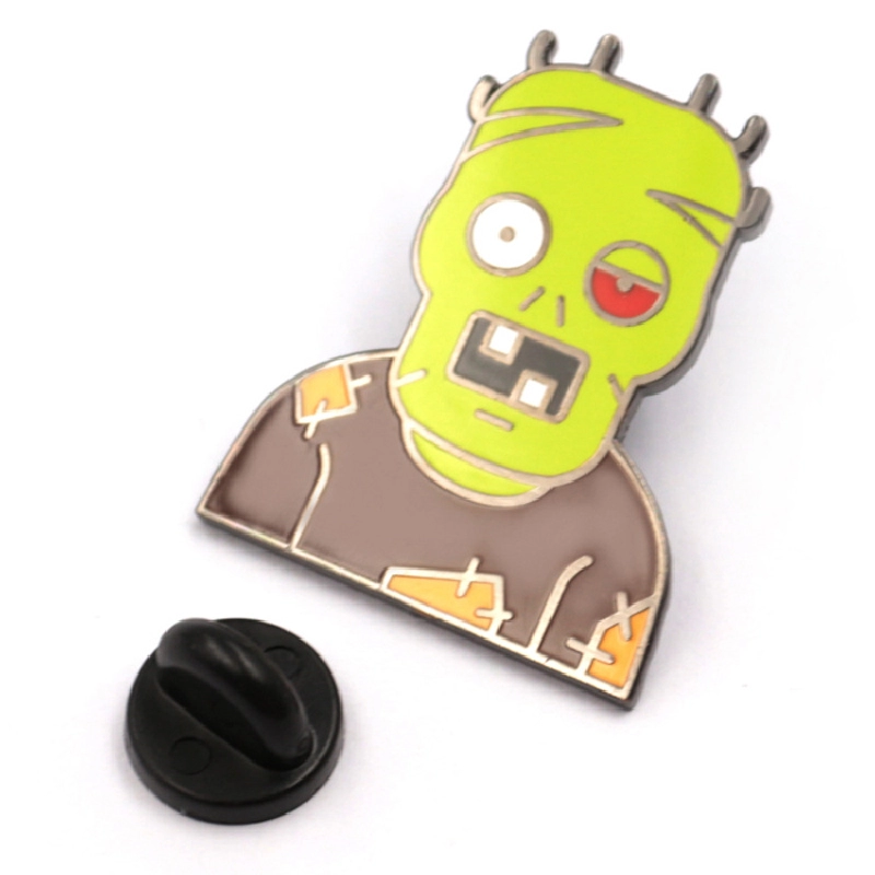 Fabbrica personalizzata di spille smaltate di Halloween zombie
