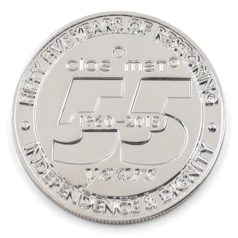 Produttore di monete souvenir in argento lucido per anniversario personalizzato