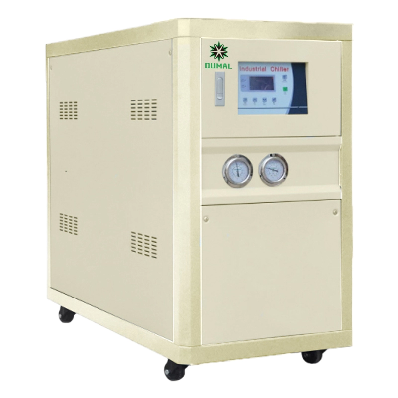 Condensatore raffreddato ad acqua per refrigeratori industriali di tipo scatolato