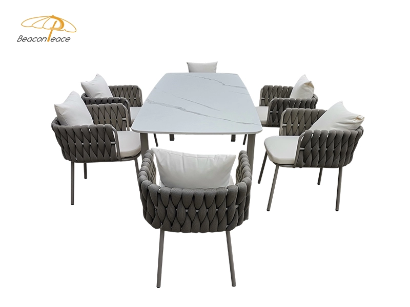Set da tavolo in corda per patio esterno con mobili da giardino in alluminio